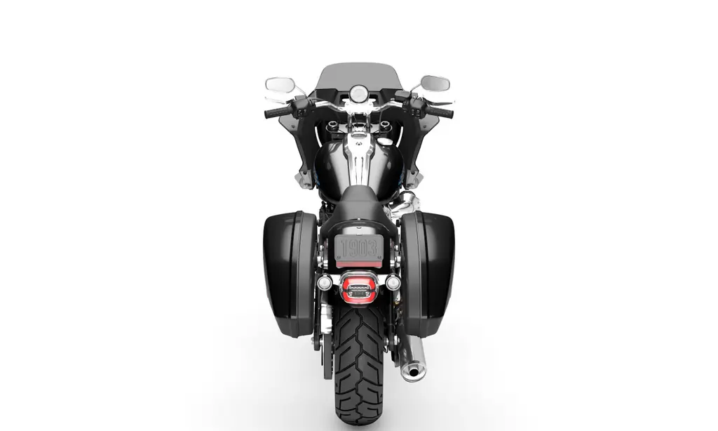 Harley-Davidson Low Rider ST de 2026 vue de l’arrière, avec ses deux sacoches rigides