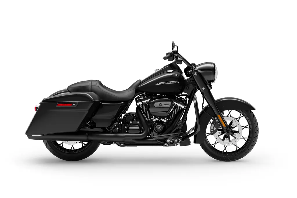 Harley-Davidson Road King Special 2020 vue du côté droit en studio, aux finitions noires et sans pare-brise